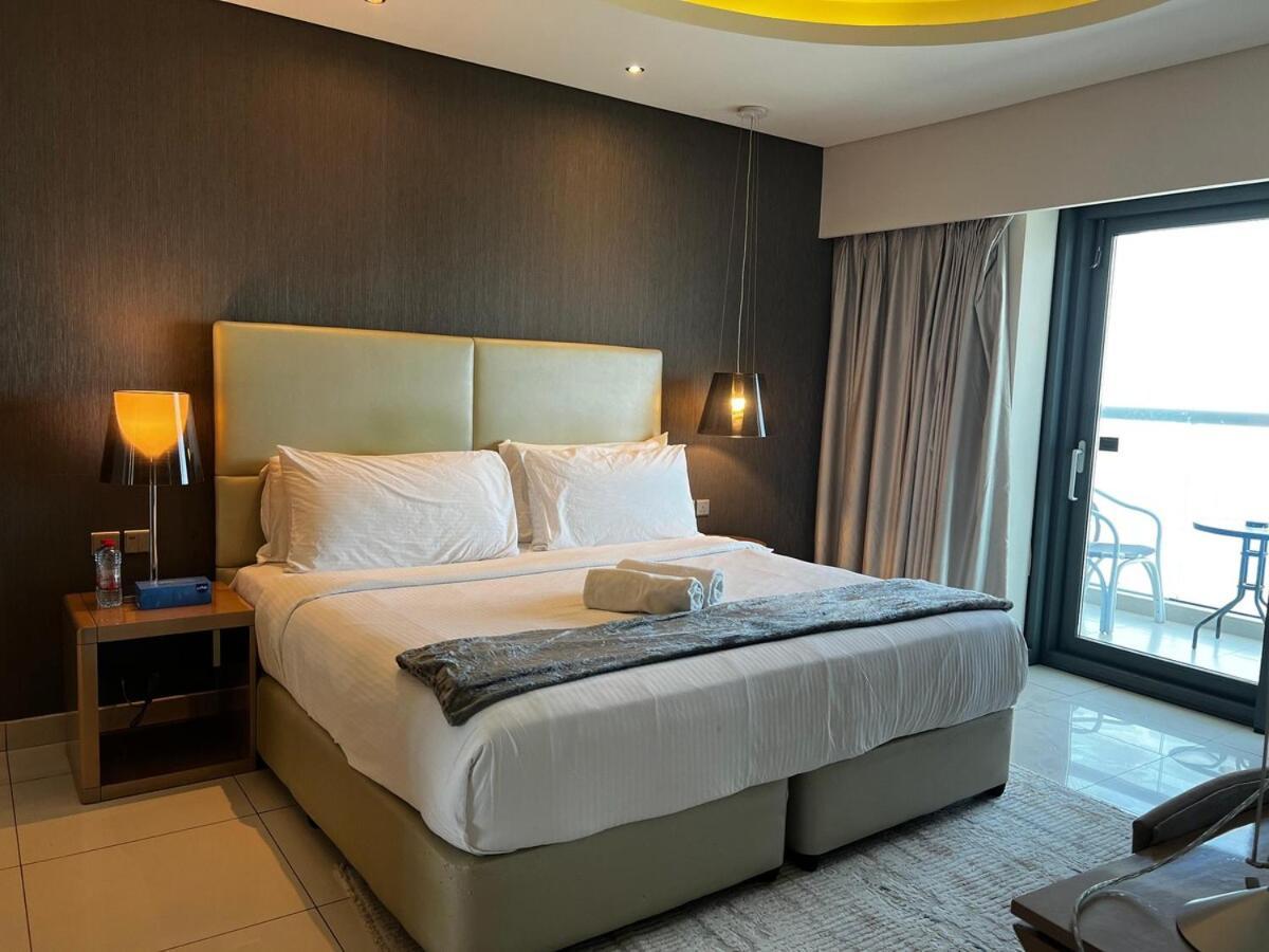 4004 Burj View Luxury Royal Montania Homes Apartment Dubai