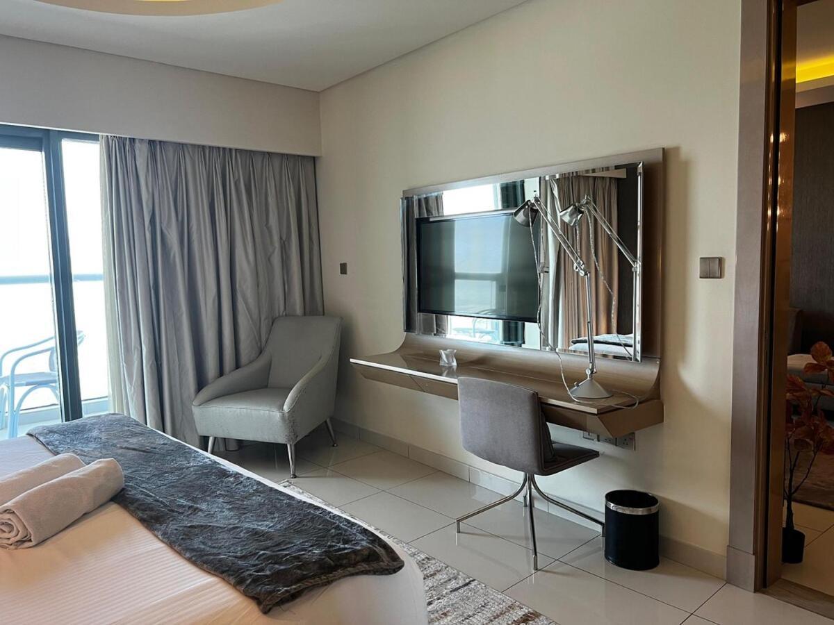 Apartment 4004 Burj View Luxury Royal Montania Homes
