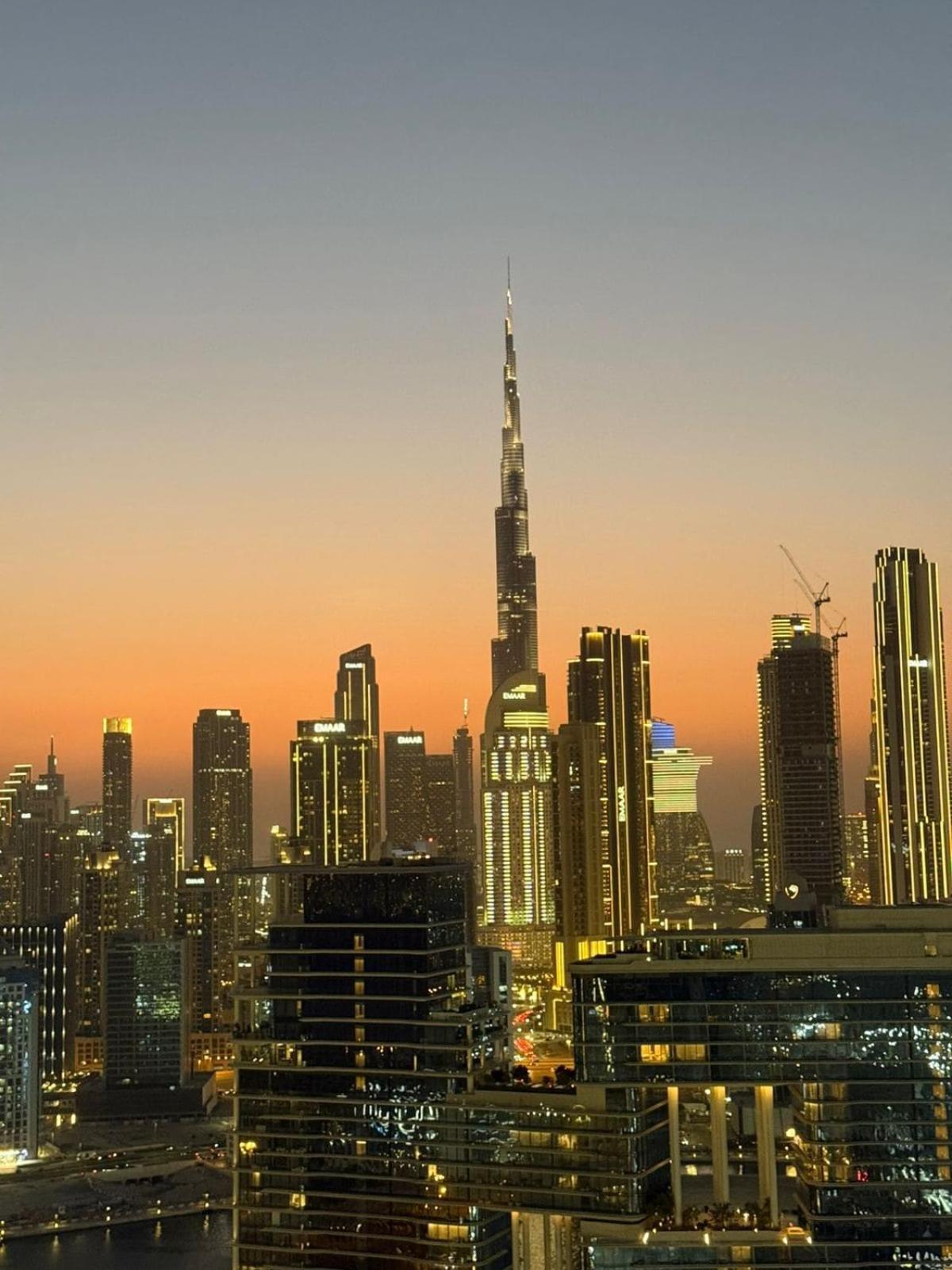 4004 Burj View Luxury Royal Montania Homes *